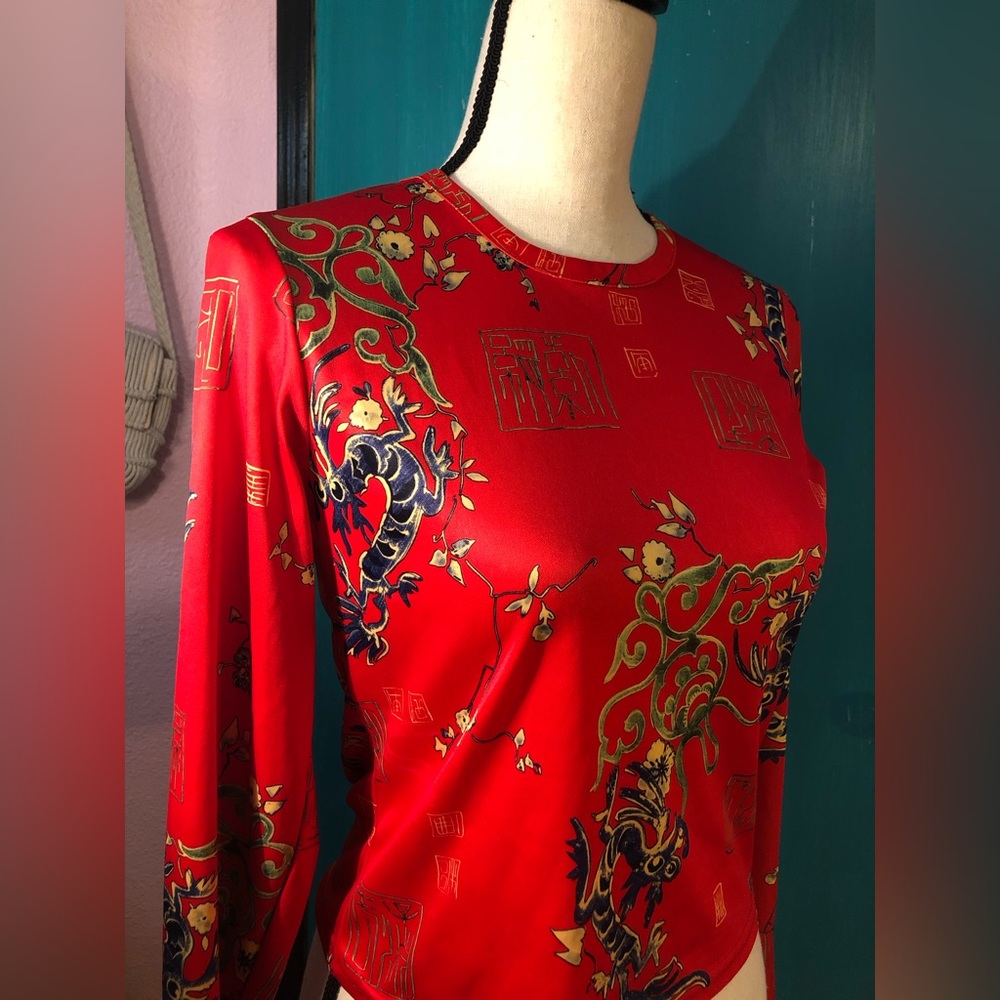 Red Long Sleeve Dragon Top Size S/M - Picture 6 of 15